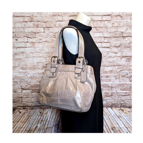 COACH LEATHER No. A1120-F15045 “CHAMPAGNE GOLD METALLIC” SATCHEL PURSE LARGE - Picture 1 of 7
